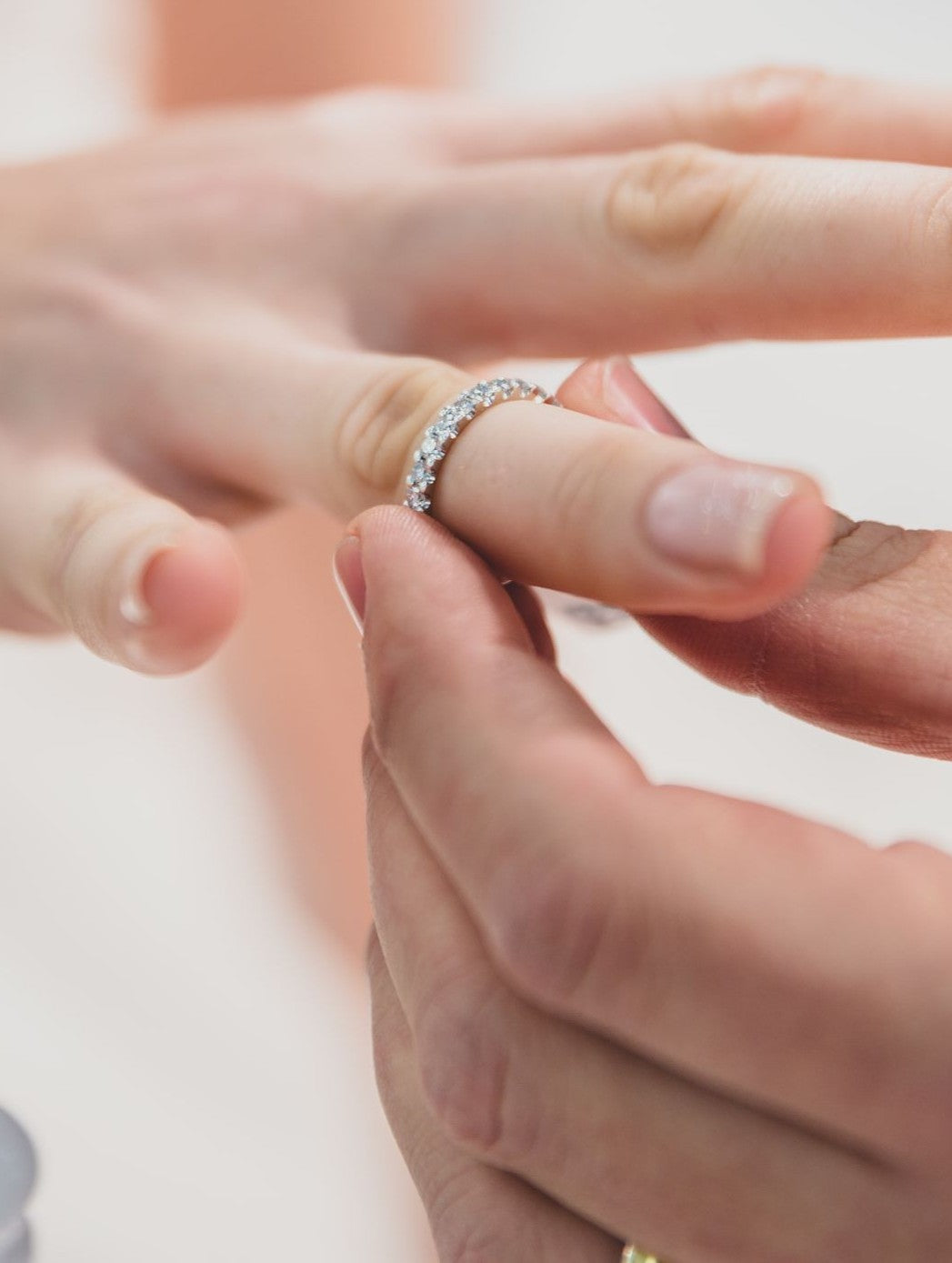 Elegante Memoireringe mit natürlichen Diamanten – Juwelier Marrying München