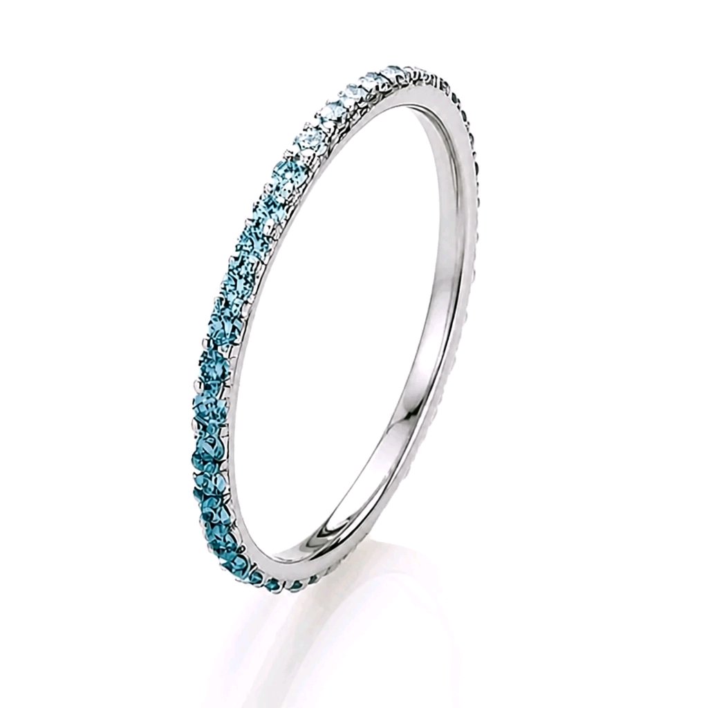 Diamantring mit blauen Brillanten in Weißgold bei Marrying München