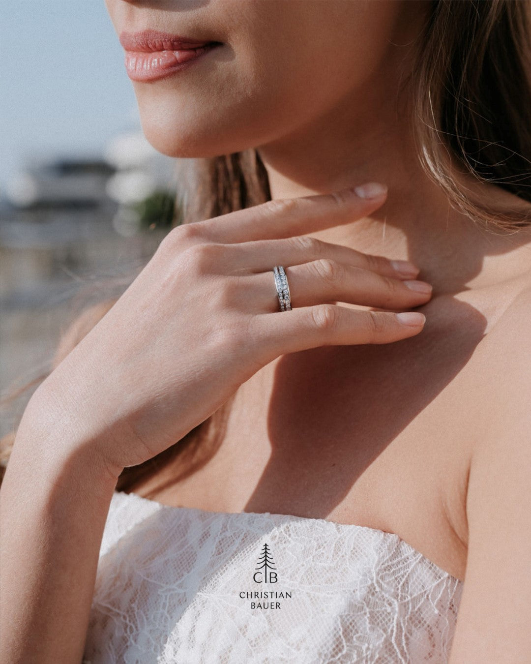Trauring - Platin mit 77 Dia-Brillanten (0,955 ct.)